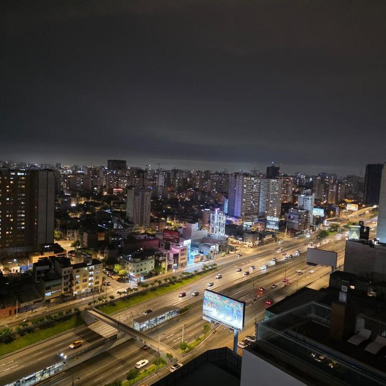 Lujoso departamento y céntrico en Lima - One-Bedroom Apartment - 2