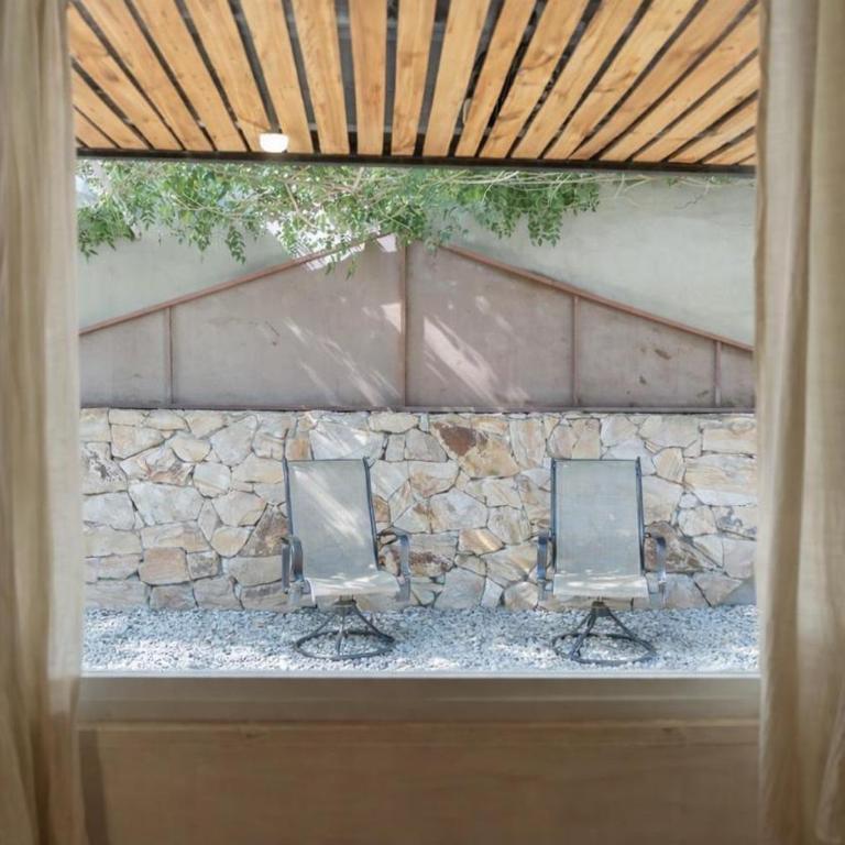 "Casa Amalia Apartamentos" Plaza Italia y Av Arístides a 50mts, lugar con jardín - Estudio - 2