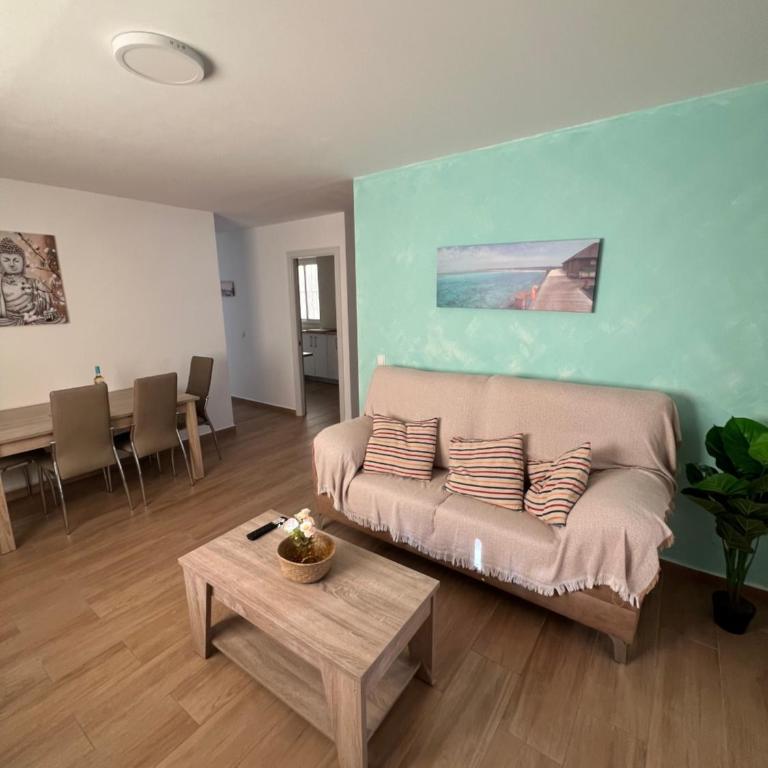 Apartamento Arenas - Apartamento de 3 dormitorios - 2