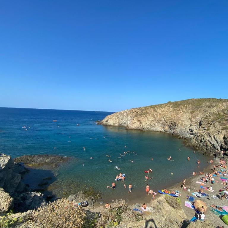 VERT Paradis ST CYPRIEN GOLF CLAIR 3 étoiles, 80 m2 avec Terrasse Pergola, Vue apaisante sur Pins parasols, 2è étage, 2 chambres, 3 CLIM, WIFI - Piscine, Parking et Park à vélos, Ascenseur - en Option Linge, Ménage - Pistes cyclables, Mer à proximité - Two-Bedroom Apartment - 50