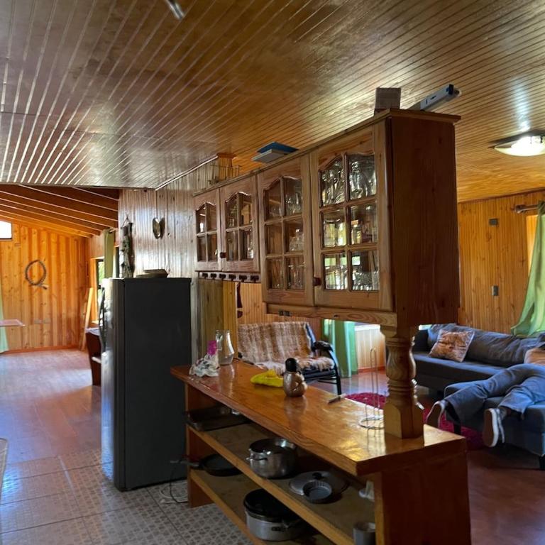 Alojamiento para toda la familia o parejas - Five-Bedroom House - 8