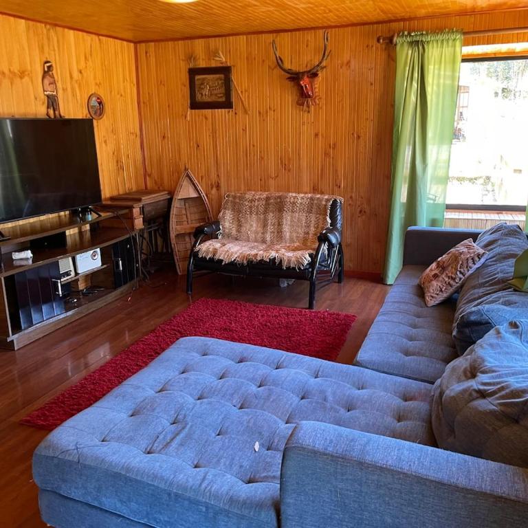 Alojamiento para toda la familia o parejas - Five-Bedroom House - 11