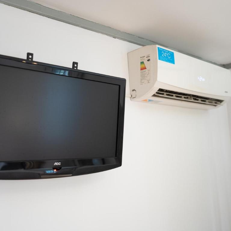 "Casa Amalia Apartamentos" Plaza Italia y Av Arístides a 50mts, lugar con jardín - Apartamento con vistas al jardín - 10