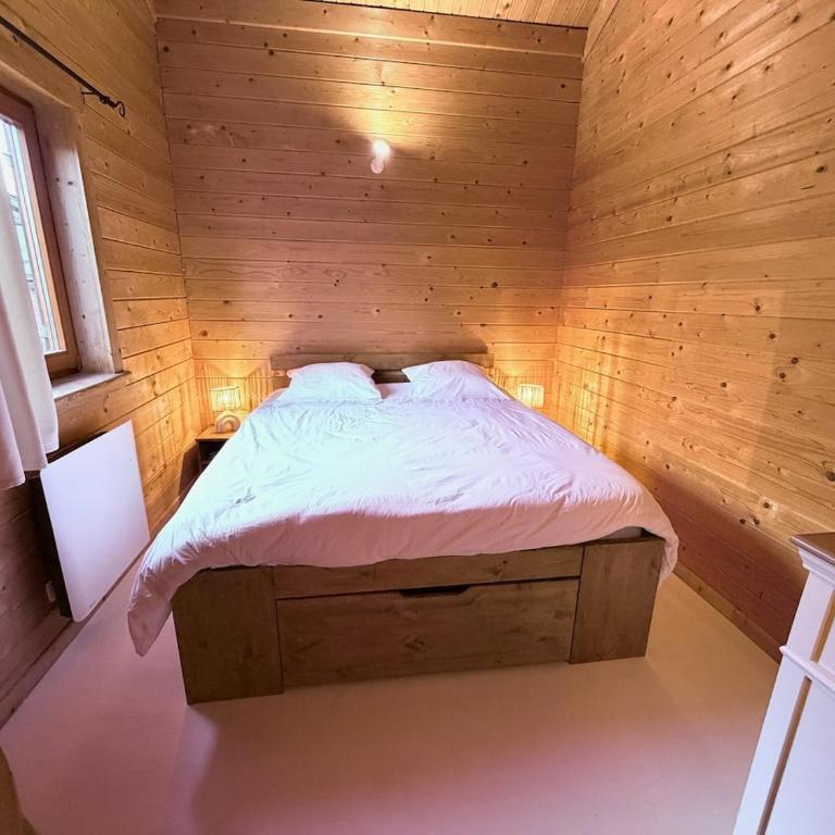 Eden Criou - Chalet 7 à 9 personnes - piscine - sauna - Chalet 3 Chambres - 6