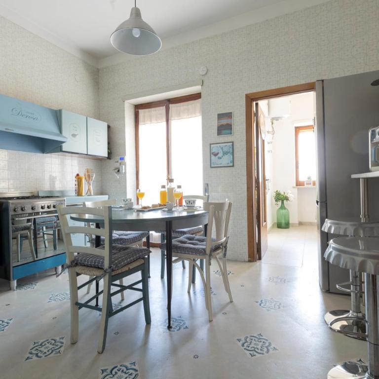 Casa Derosa in Sorrento Centro - Apartment - 50