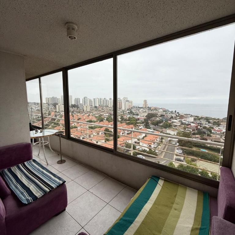 Amplio Apartamento con Terraza y Vista al Mar - Apartamento - 12