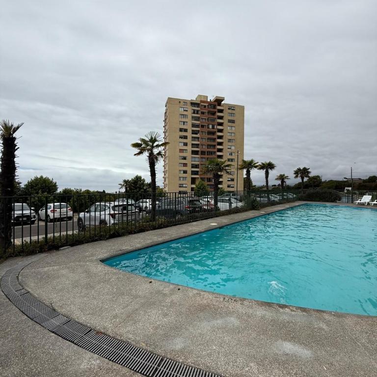 Amplio Apartamento con Terraza y Vista al Mar - Apartamento - 23