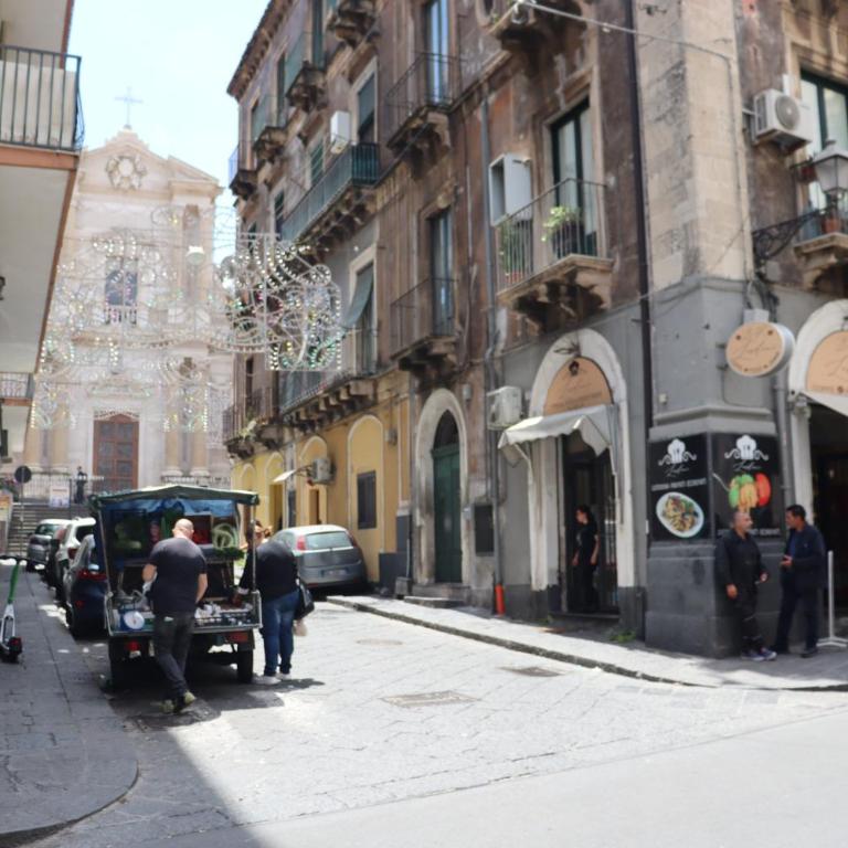 Liotru House Catania - Two-Bedroom Apartment - 12