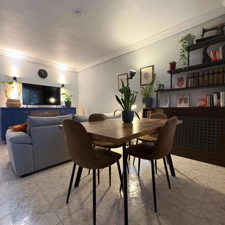 LaTerrazaDeTetuan Parking Gratis en Madrid - Two-Bedroom Apartment - 1