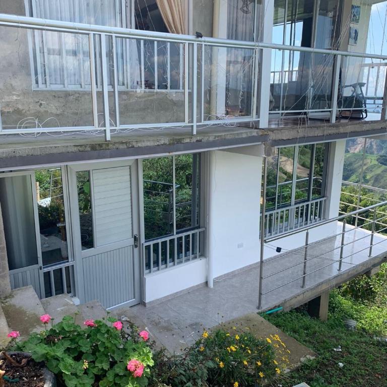 Casa con vista a la montaña en Manizales - Apartamento - 39