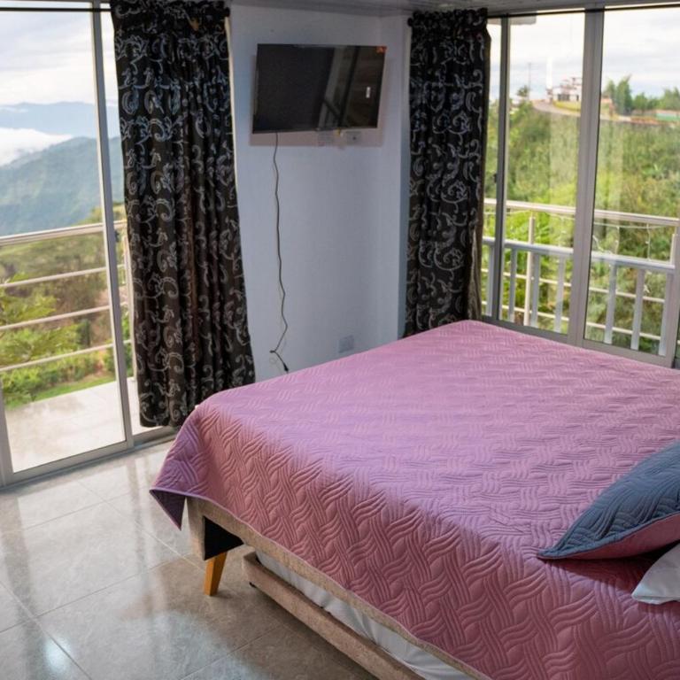 Casa con vista a la montaña en Manizales - Apartamento - 11
