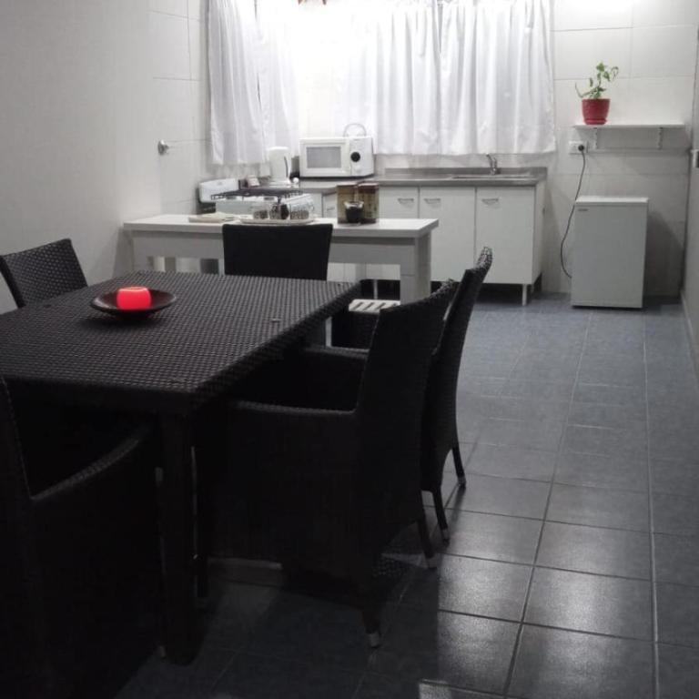 Departamento por día en Tres Arroyos - Apartamento - 2