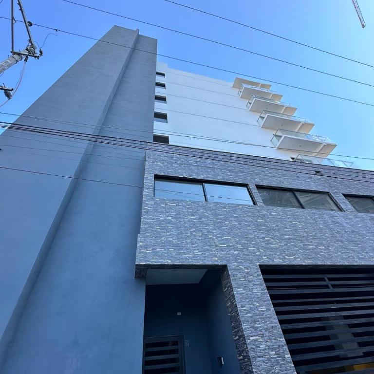 Modern apartment overlooking the ocean in front of the esplanade - One-Bedroom Apartment - 12