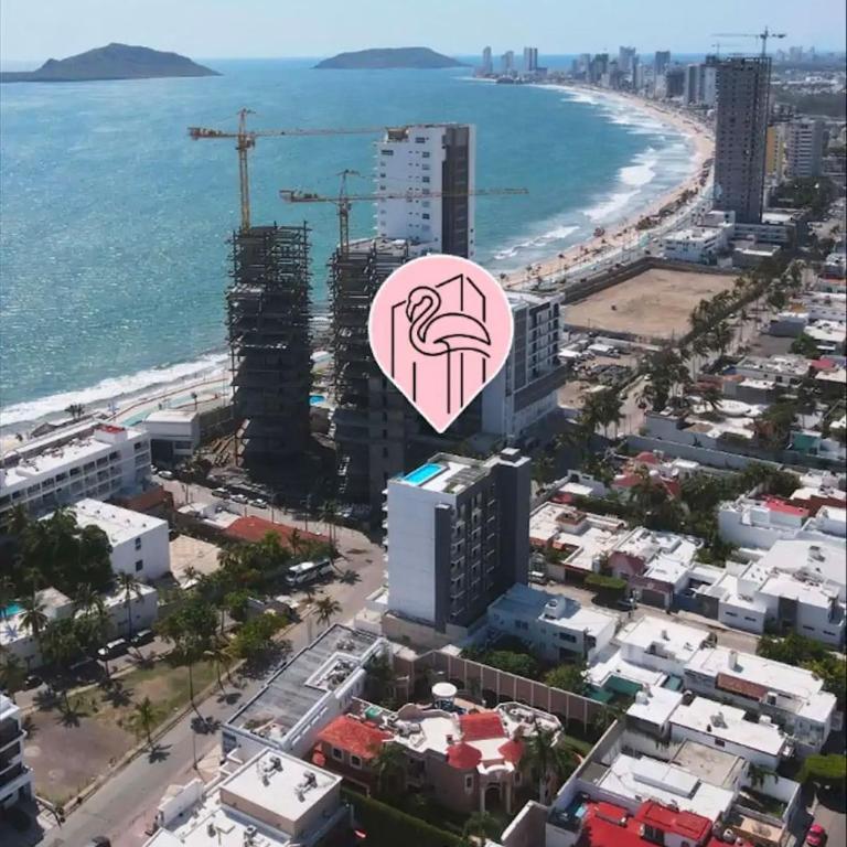 Modern apartment overlooking the ocean in front of the esplanade - One-Bedroom Apartment - 21