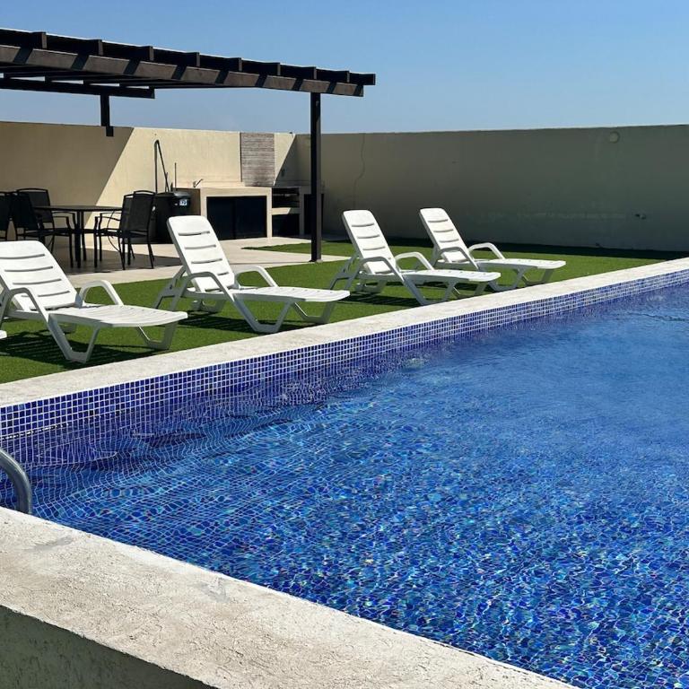 Modern apartment overlooking the ocean in front of the esplanade - One-Bedroom Apartment - 23