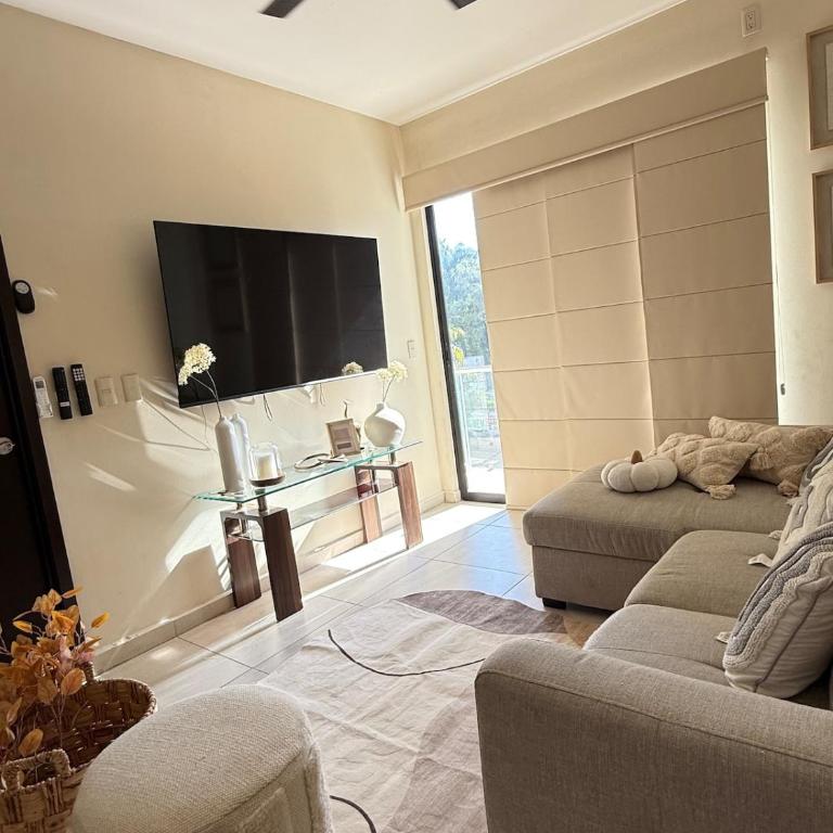 Modern apartment overlooking the ocean in front of the esplanade - One-Bedroom Apartment - 40