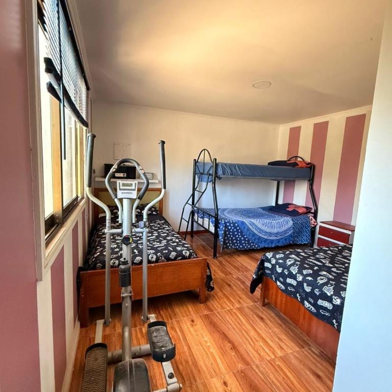 Casa segundo nivel con hermosa vista - Three-Bedroom Apartment - 18