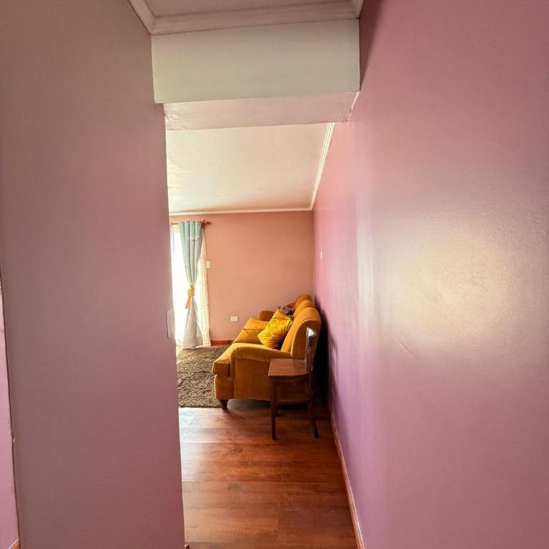 Casa segundo nivel con hermosa vista - Three-Bedroom Apartment - 25