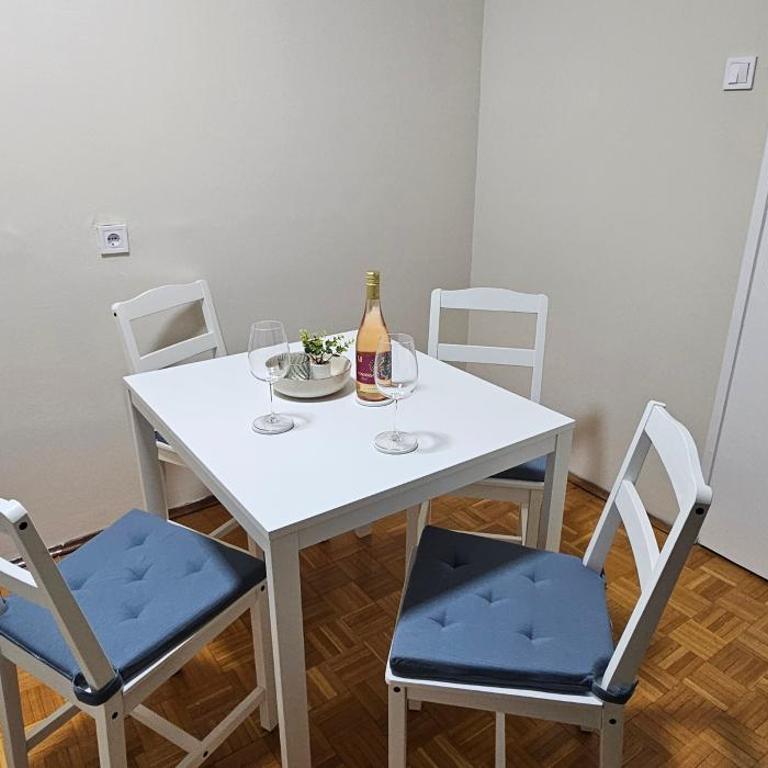 Kraljevacka 90 - Apartment - 10