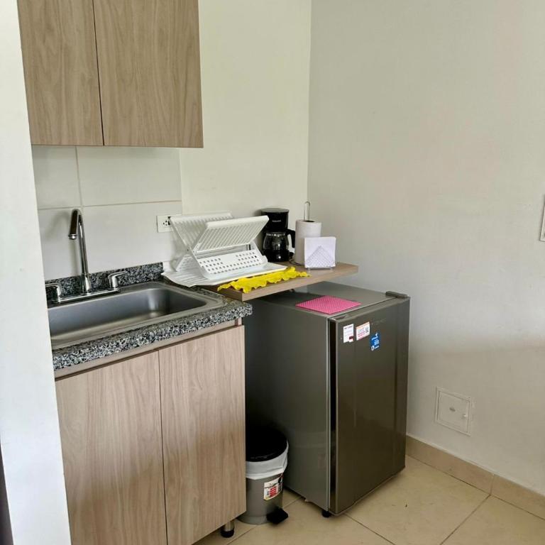 Urban Apartamentos Modernos Full Equipados de 2 y 3 habitaciones Sector CC Fundadores U Autónoma Manizales - Apartamento Deluxe de 3 dormitorios - 11