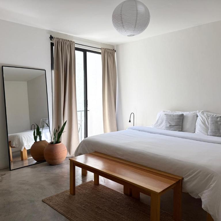 Casa 821 Guest House - Large Double Room - 2