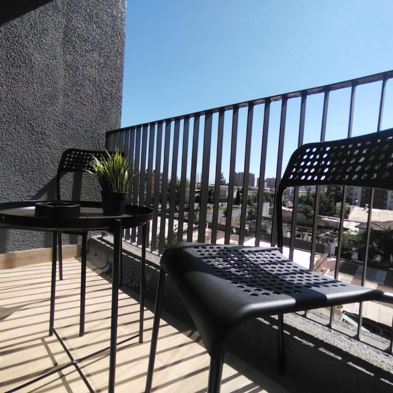 O2 Steps from the Metro, Mutual and Terminal - One-Bedroom Apartment - 5