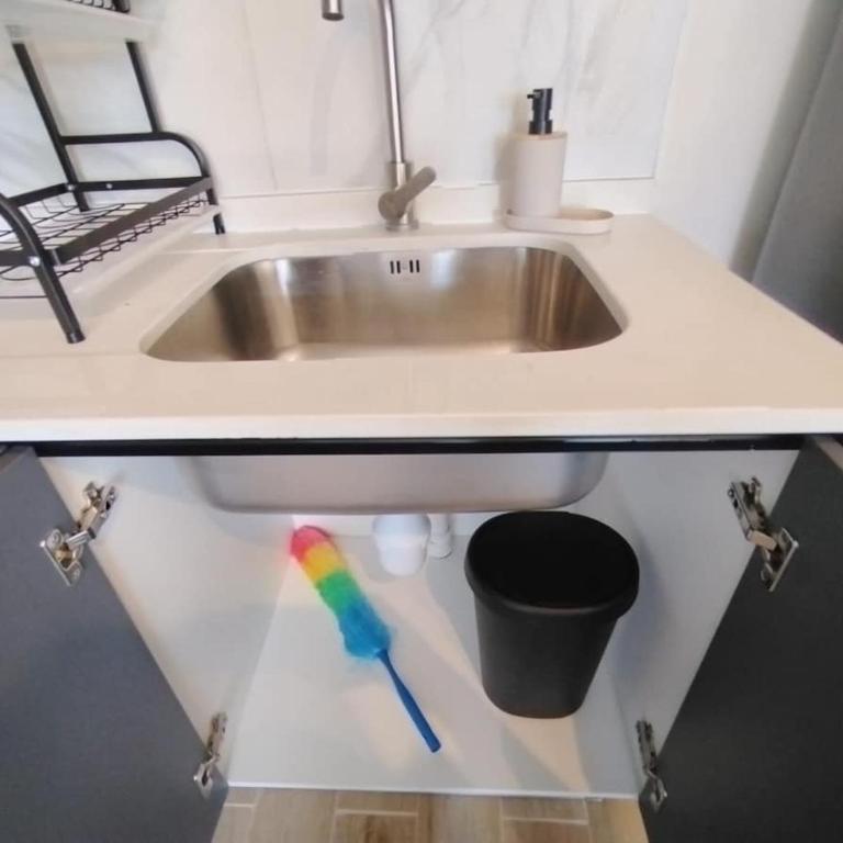 O2 Steps from the Metro, Mutual and Terminal - One-Bedroom Apartment - 17