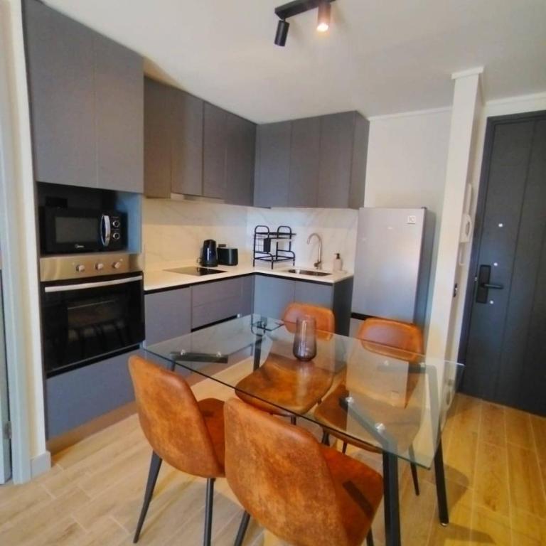 O2 Steps from the Metro, Mutual and Terminal - One-Bedroom Apartment - 23
