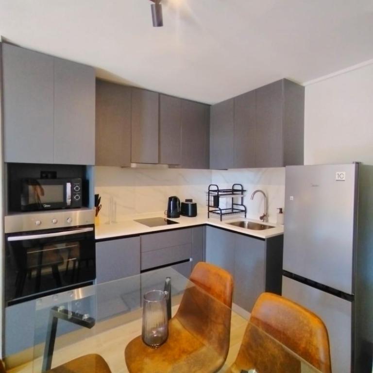 O2 Steps from the Metro, Mutual and Terminal - One-Bedroom Apartment - 26