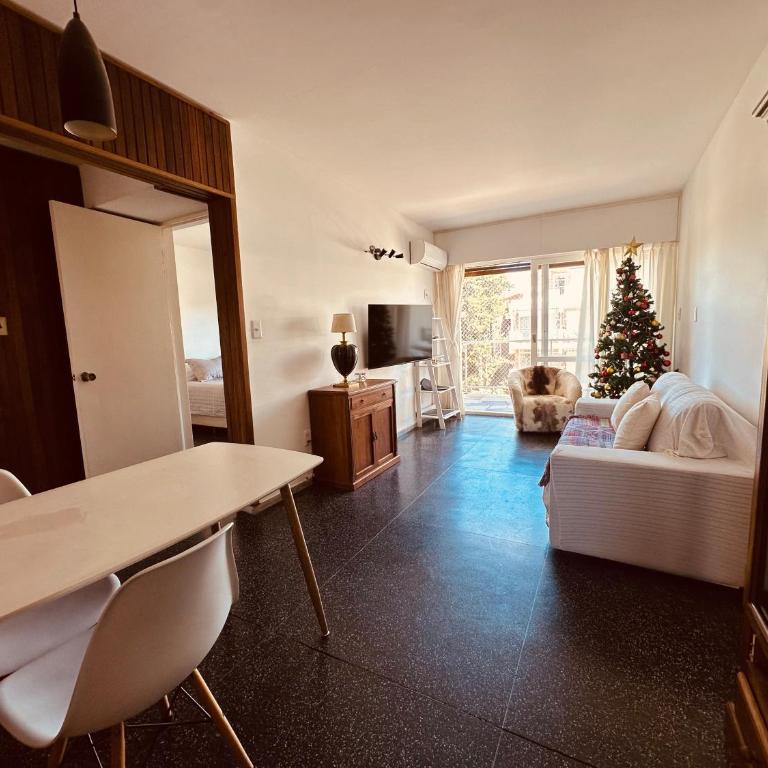 Parada 10 Mansa, frente a playa - Apartamento de 2 dormitorios - 11