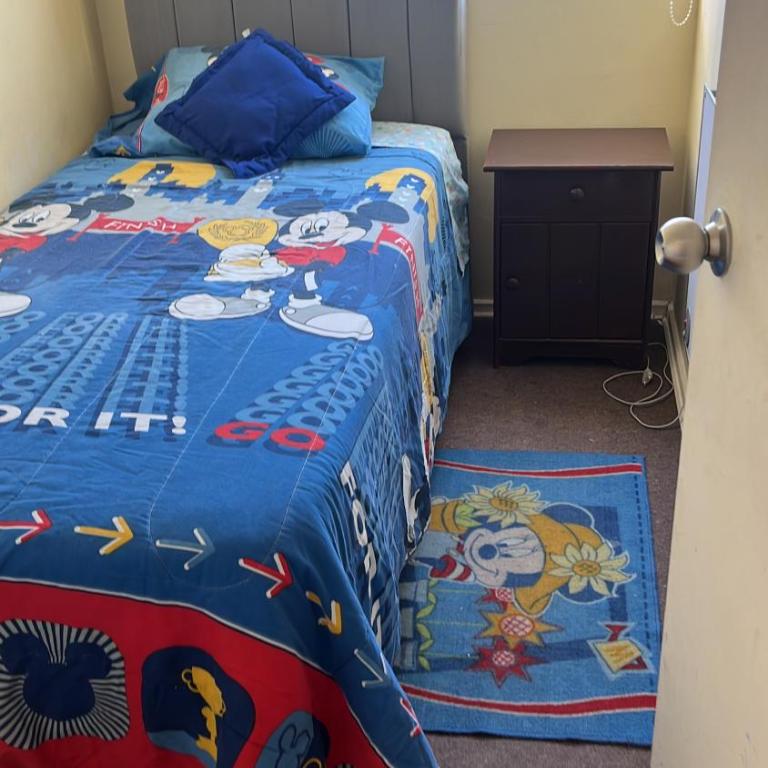 Se arrienda departamento - Three-Bedroom Apartment - 1