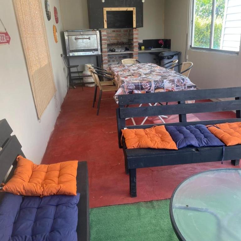 Casa Colonia Kennedy - Four-Bedroom House - 9