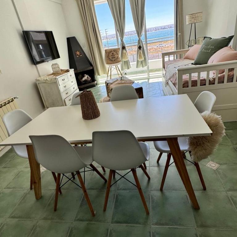 Ronnita Frente al Mar con COCHERA - Apartamento de 1 dormitorio con vistas al mar - 1