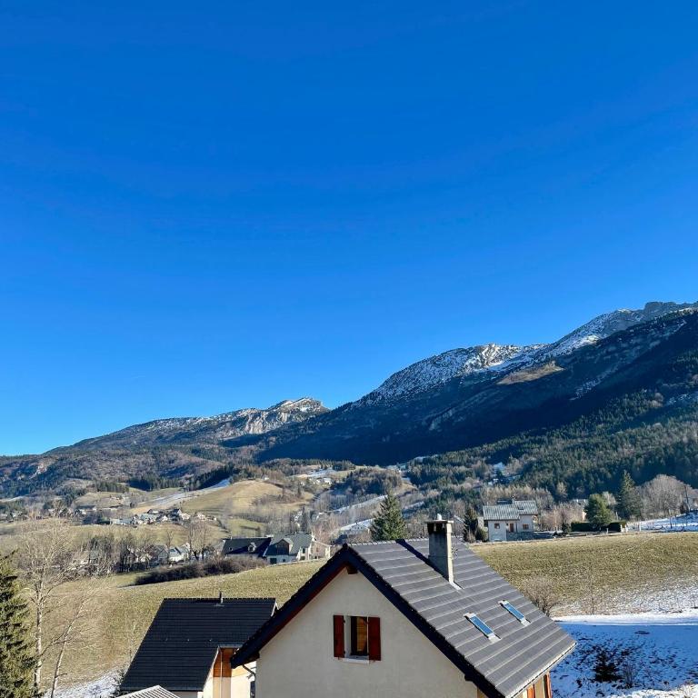 Chaleureux 2 pièces avec balcon proche des pistes - FR-1-761-52 - Apartment - 6
