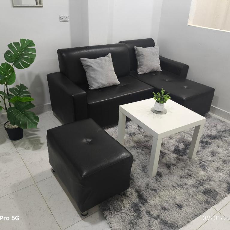Apartamento de Lujo para grupo familiar - Apartamento de 1 Dormitorio con balcón y vistas a la ciudad - 1
