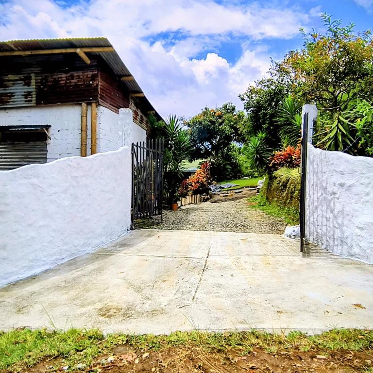 Betania Mirador del Paisaje Cultural Cafetero - Circasia - Double Room with Balcony - 9