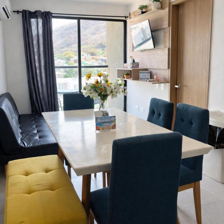 Apartamento Moderno y Tranquilo Cerca a la Playa - Apartamento de 2 dormitorios con vistas - 4