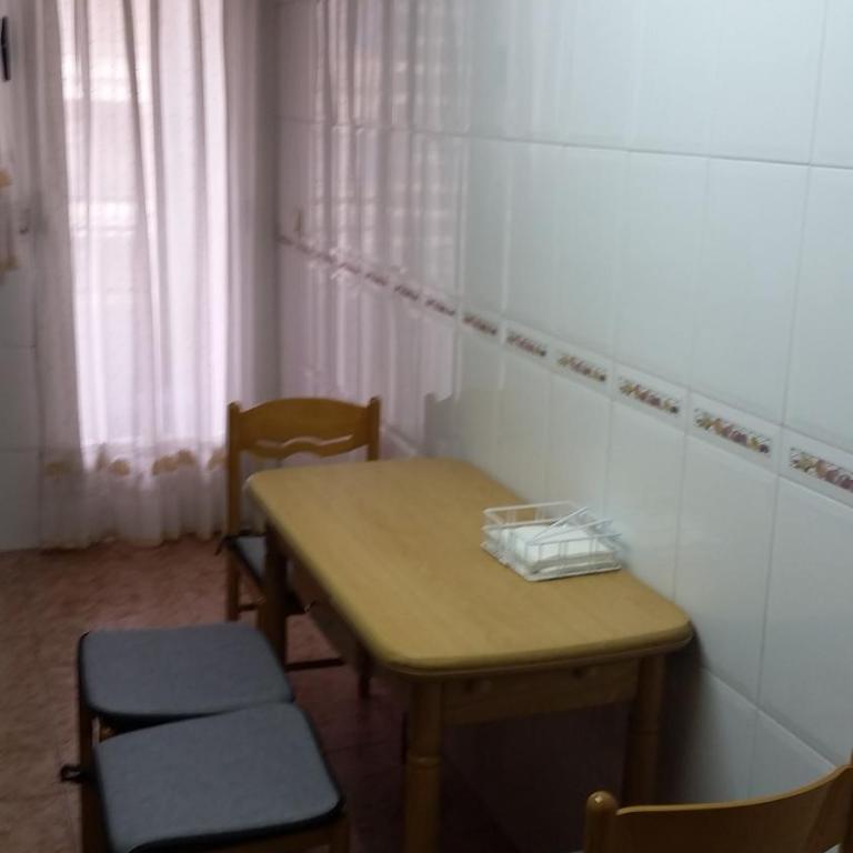 Pasarela Apartment - Four-Bedroom Apartment - 32