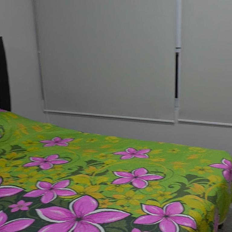 Dpto amoblado amplio - Three-Bedroom Apartment - 3