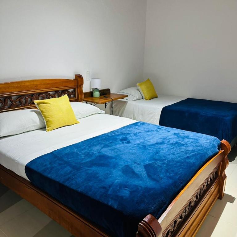Hotel Jardin de Rosas - Double Room with Private Bathroom - 12
