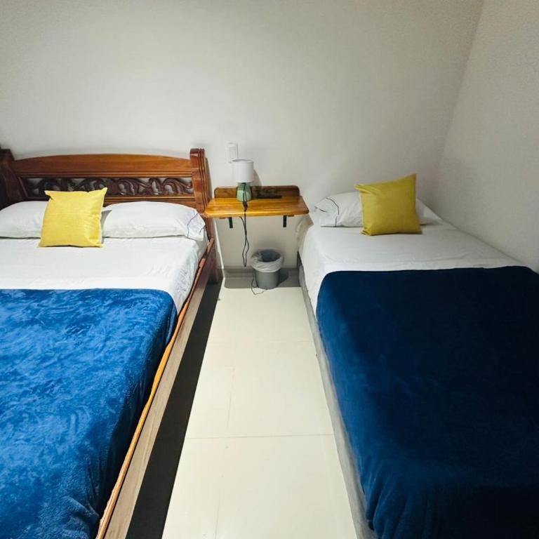 Hotel Jardin de Rosas - Double Room with Private Bathroom - 5