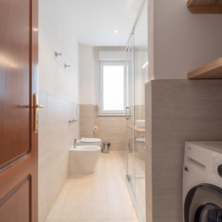 Casa Fidia - Appartamento con 2 Camere da Letto e Balcone - 4