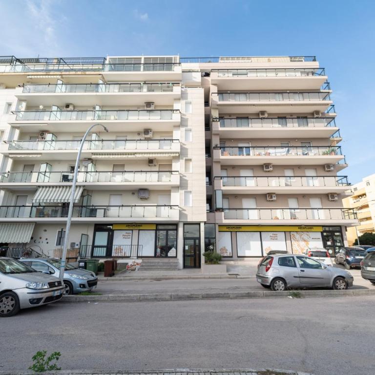 Casa Fidia - Appartamento con 2 Camere da Letto e Balcone - 18