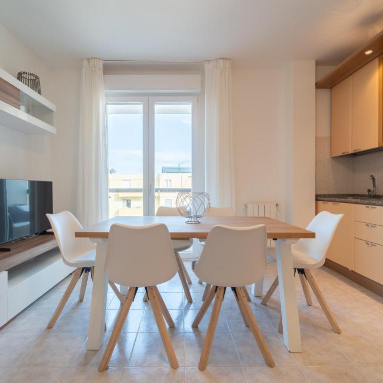 Casa Fidia - Appartamento con 2 Camere da Letto e Balcone - 29