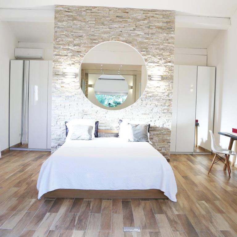 Chambre d'hôtes Chez Samuel Bruno - Hébergement Cyprès - 3