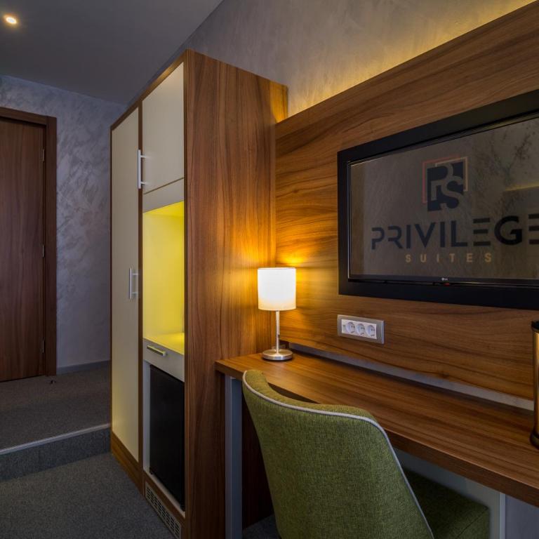 Privilege Suites by Central Park - Dvokrevetna Soba sa Bračnim Krevetom/Zasebnim Krevetima - 2