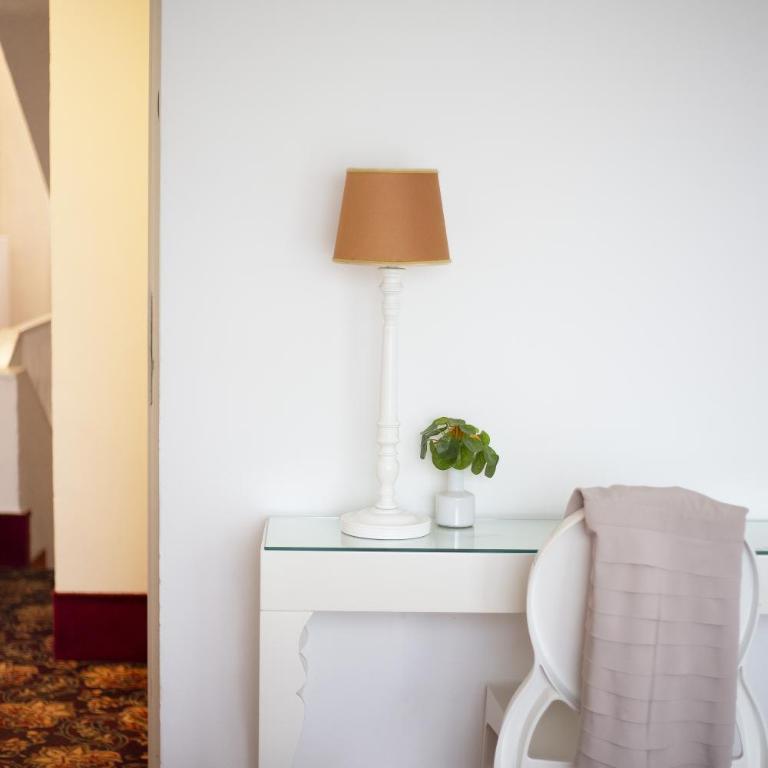 Hotel Iva - Standard Double or Twin Room with Balcony - Annex - 4