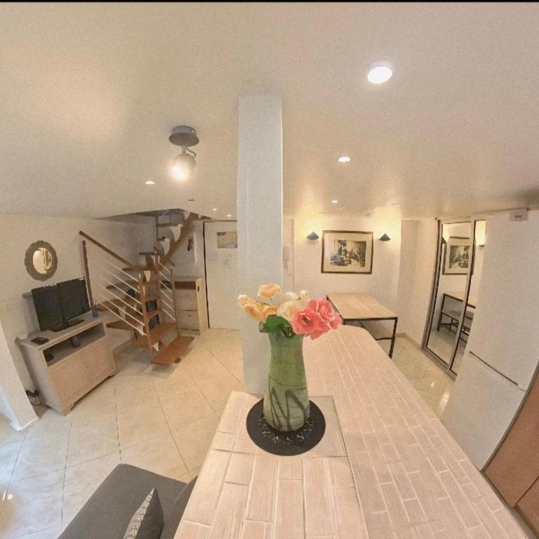 Cosy Duplex au Port du Vieux Nice - Appartement en Duplex - 9