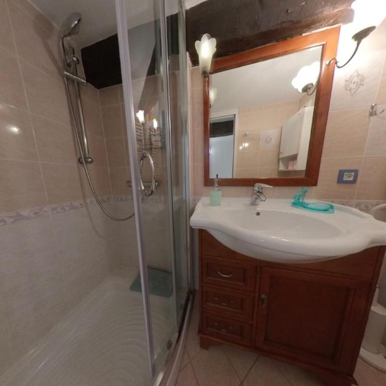 Cosy Duplex au Port du Vieux Nice - Appartement en Duplex - 38