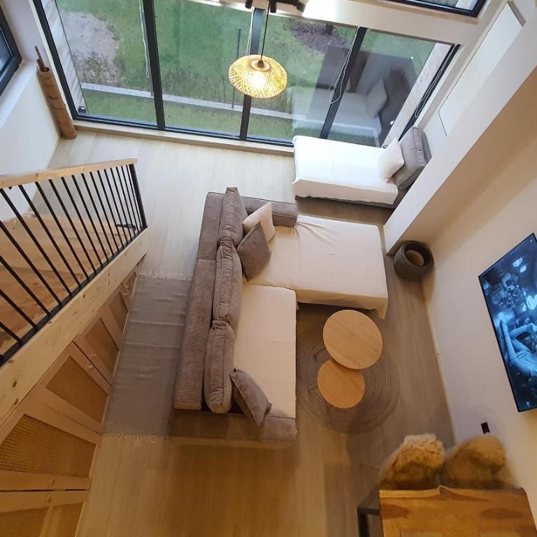 Hazel House - One-Bedroom House - 37